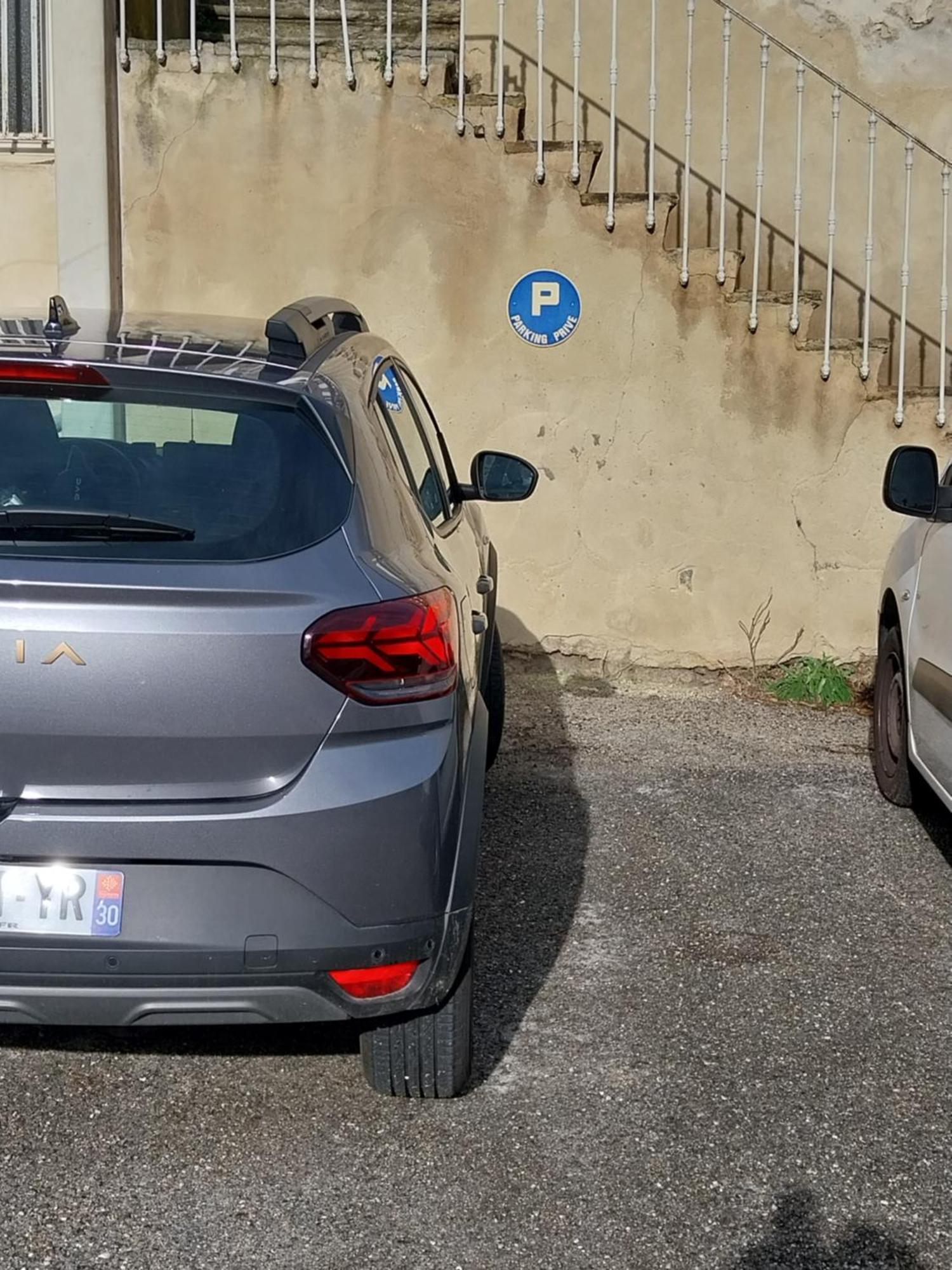 Maison Quai De La Fontaine Plus Parking Nimes Luaran gambar